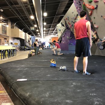 ASCEND South Side - Huge area - Rock Climbing Near Me - Pittsburgh, Pennsylvania ASCEND South Side - Huge area - Rock Climbing Near Me - Pittsburgh, Pennsylvania
