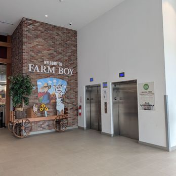 Farm Boy - Elevators to the underground parking lot - Grocery Near Me - Mississauga, Ontario