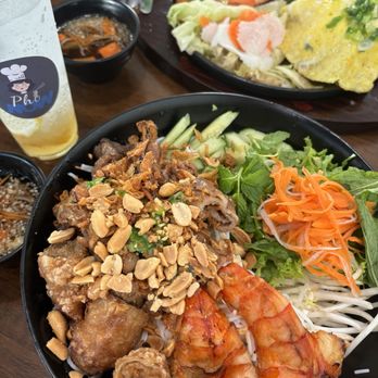 Pho Now - Grilled pork, shrimp and eggroll vermicelli - Vietnamese Near Me - San Jose, California Pho Now - Grilled pork, shrimp and eggroll vermicelli - Vietnamese Near Me - San Jose, California