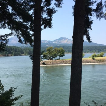 Thunder Island Brewing - Breweries Near Me - Cascade Locks, Oregon Thunder Island Brewing - Breweries Near Me - Cascade Locks, Oregon