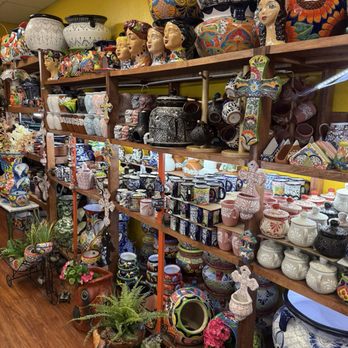 El Jardin De Talavera Pottery - Great inventory - Home Decor Near Me - Commerce, California El Jardin De Talavera Pottery - Great inventory - Home Decor Near Me - Commerce, California