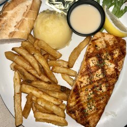 Mike's Cafe and Oyster Bar