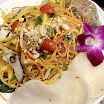 HEM Kitchen And Bar - Goi Oc - Vietnamese Near Me - Houston, Texas