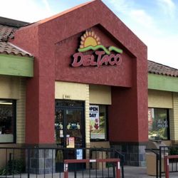 Del Taco