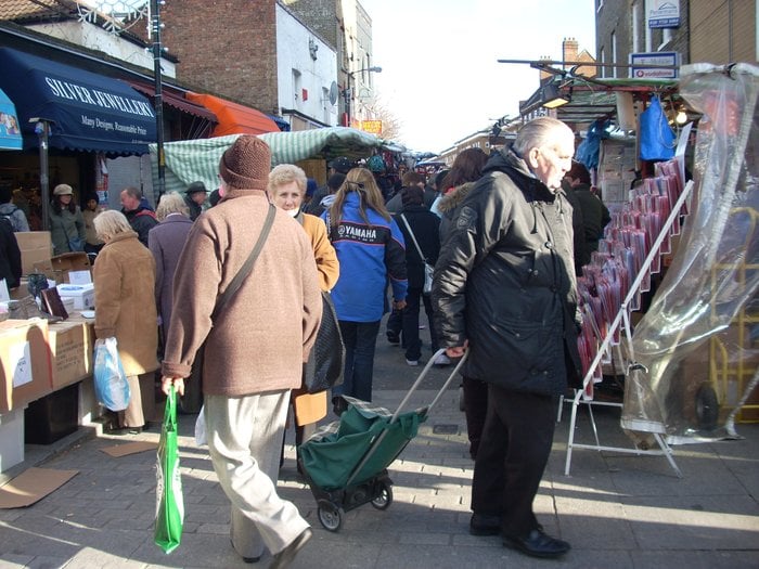 EAST STREET MARKET Updated September 2024 East Street, London