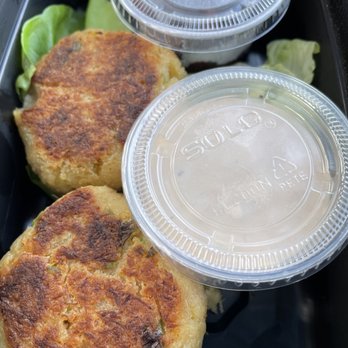 The Spinnaker - Crab Cakes recommend - Breakfast & Brunch Near Me - Sausalito, California The Spinnaker - Crab Cakes recommend - Breakfast & Brunch Near Me - Sausalito, California