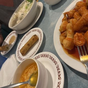 Rainbow Restaurant - Sweet & sour chicken, egg drop soup, egg rolls, sizzling rice soup, rice. - Chinese Near Me - Kansas City, Missouri Rainbow Restaurant - Sweet & sour chicken, egg drop soup, egg rolls, sizzling rice soup, rice. - Chinese Near Me - Kansas City, Missouri