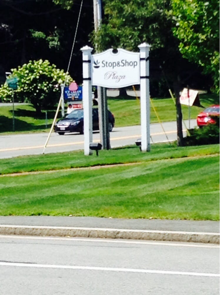 AUBUCHON HARDWARE Updated October 2024 65 Route 6a, Sandwich