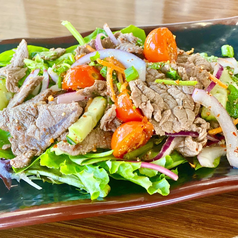 Khao Yai Thai Kitchen - Yum Nua : Thai style beef salad - Thai Near Me - Beaverton, Oregon
