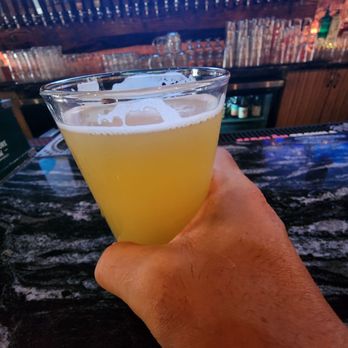 BRÜ Craft & Wurst - 2SP UP & OUT Hazy Aston PA 6% - Bars Near Me - Philadelphia, Pennsylvania BRÜ Craft & Wurst - 2SP UP & OUT Hazy Aston PA 6% - Bars Near Me - Philadelphia, Pennsylvania