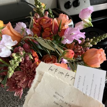 Helianthus Floral Design - Florists Near Me - Reno, Nevada Helianthus Floral Design - Florists Near Me - Reno, Nevada