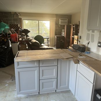 Procraft Cabinetry - Nice combination of cabinets and drawers for storage! - Cabinetry Near Me - Hillside, Illinois