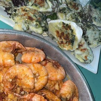 Sliders Oyster Bar - Peel and eat shrimp and oysters! - Seafood Near Me - Neptune Beach, Florida Sliders Oyster Bar - Peel and eat shrimp and oysters! - Seafood Near Me - Neptune Beach, Florida