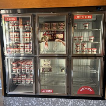 Salt & Straw - Pints, cakes, and tacolates freezer - Ice Cream & Frozen Yogurt Near Me - Los Gatos, California Salt & Straw - Pints, cakes, and tacolates freezer - Ice Cream & Frozen Yogurt Near Me - Los Gatos, California