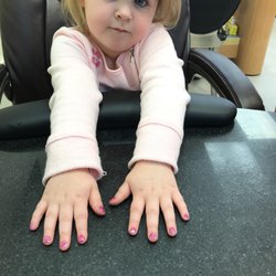 Tina's Nails - (^_^)