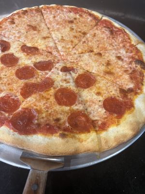 Juniors Pizza, Subs & Wings by null