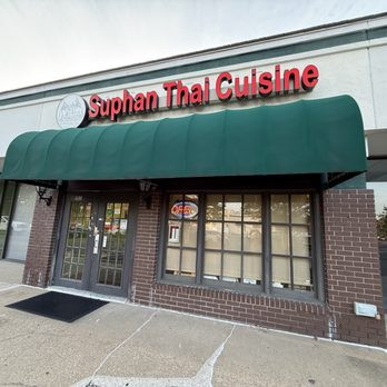 Suphan Thai Cuisine - Thai Near Me - Virginia Beach, Virginia Suphan Thai Cuisine - Thai Near Me - Virginia Beach, Virginia