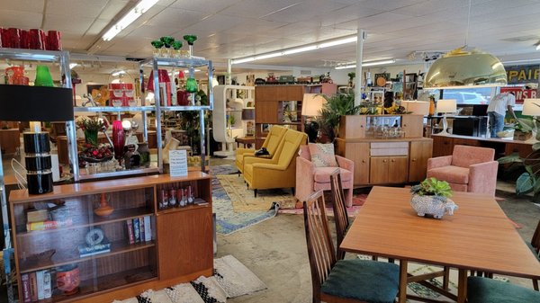 Uptown Modern by null