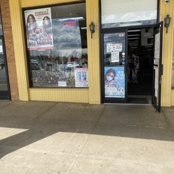 Hair Connection - Front of the store