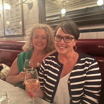 Neptune Oyster - Seafood Near Me - Boston, Massachusetts