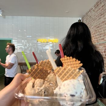 Moo Moo Mia - Ice cream flight - Ice Cream & Frozen Yogurt Near Me - Monrovia, California