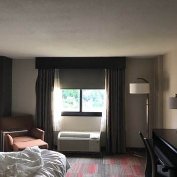 Holiday Inn Milwaukee Riverfront - Hotels Near Me - Milwaukee, Wisconsin