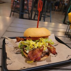 Urban Lodge Kitchen - Oh Burger, you Diablo burger