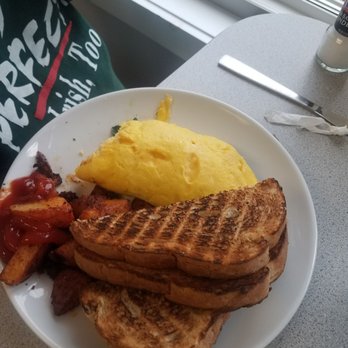 The Launch - Another perfectly made omelet - Breakfast & Brunch Near Me - Southwick, Massachusetts The Launch - Another perfectly made omelet - Breakfast & Brunch Near Me - Southwick, Massachusetts