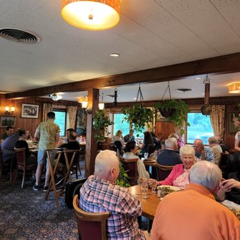 Mountain Brauhaus - Very Busy - New American Near Me - Gardiner, New York Mountain Brauhaus - Very Busy - New American Near Me - Gardiner, New York