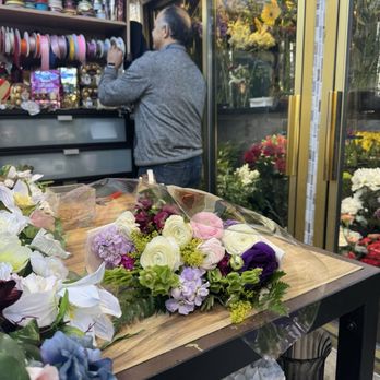 Marin Flowers - Sam and his beautiful Flowers - Florists Near Me - San Rafael, California Marin Flowers - Sam and his beautiful Flowers - Florists Near Me - San Rafael, California