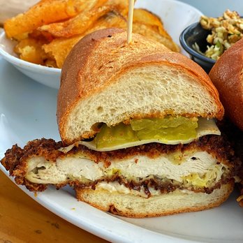 Down On Grayson - Crispy Chicken Sandwich - New American Near Me - San Antonio, Texas