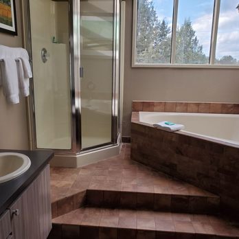 Eagle Crest Resort - Resorts Near Me - Redmond, Oregon
