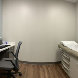 Neurology Consultants Of Huntsville, PC - Exam rooms