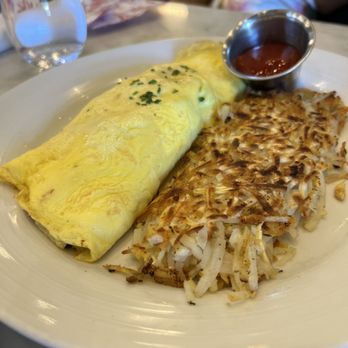 et al. - 3 egg omelet - Breakfast & Brunch Near Me - Honolulu, Hawaii