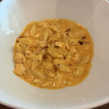 Coconuts - Comfort Bowl with chicken - Seafood Near Me - Fort Lauderdale, Florida Coconuts - Comfort Bowl with chicken - Seafood Near Me - Fort Lauderdale, Florida