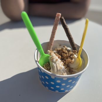 Yogurt Zone - a cup of ice cream with two spoons - Ice Cream & Frozen Yogurt Near Me - Irving, Texas Yogurt Zone - a cup of ice cream with two spoons - Ice Cream & Frozen Yogurt Near Me - Irving, Texas