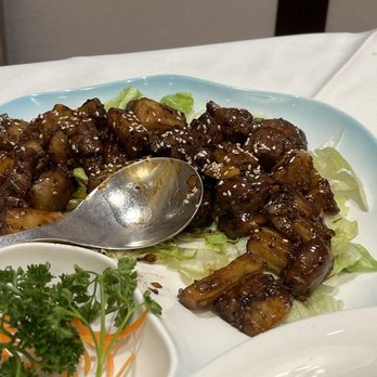 Yue Restaurant - Black pepper beef with mushrooms - Seafood Near Me - Richmond, British Columbia Yue Restaurant - Black pepper beef with mushrooms - Seafood Near Me - Richmond, British Columbia