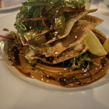 Louie's Backyard - Tuna - New American Near Me - Key West, Florida