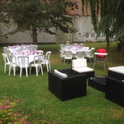 La Ferme Blanche - Repas de Mariage  dans le Jardin