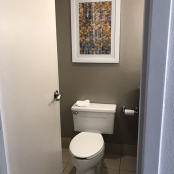 DoubleTree by Hilton Hotel Denver - Westminster - Bathroom - Hotels Near Me - Westminster, Colorado DoubleTree by Hilton Hotel Denver - Westminster - Bathroom - Hotels Near Me - Westminster, Colorado