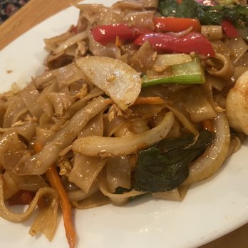 Ban Moon - Thai Near Me - San Angelo, Texas