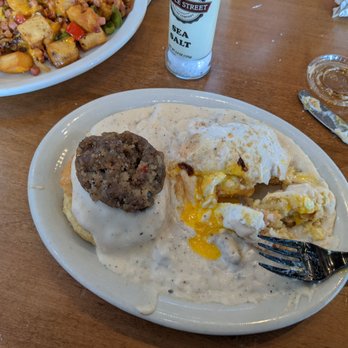 Maple Street Biscuit Company - Riverview - Extreme B&G - Breakfast & Brunch Near Me - Riverview, Florida