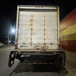 Box truck