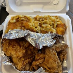 La Glory's - 3 Piece White Fried Chicken Dinner