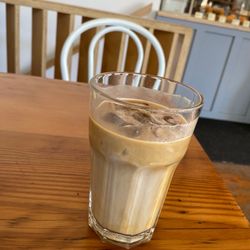 Prado Café - Ice decaf Americano
