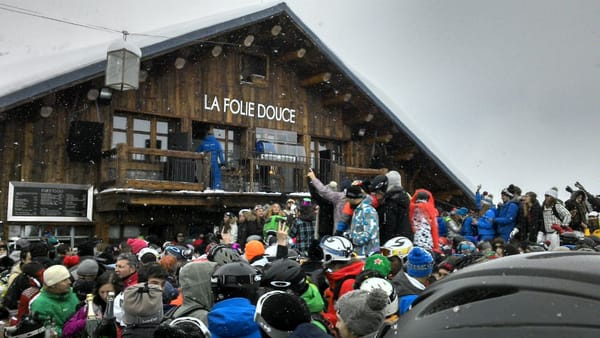 La Folie Douce by null