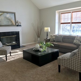 Impact Home Staging Experts - Basic Staging Example- budget price point! - Interior Design Near Me - Troy, Michigan Impact Home Staging Experts - Basic Staging Example- budget price point! - Interior Design Near Me - Troy, Michigan