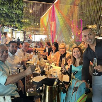 CVI.CHE 105 - Seafood Near Me - Miami Beach, Florida CVI.CHE 105 - Seafood Near Me - Miami Beach, Florida