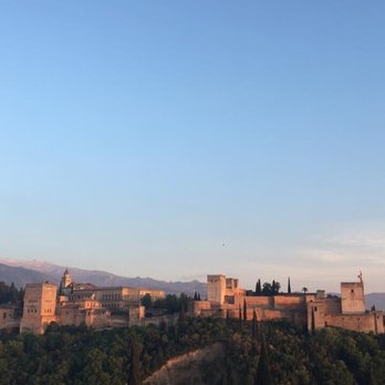 Mirador de San Nicolás - Sunset was amazing - Landmarks & Historical Buildings Near Me - Granada, GR
