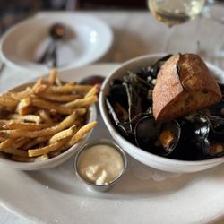 Martel Restaurant - Mussels w fries. Yes, please!